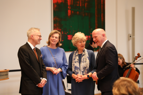Künstler Michael Triegel, Präsidentin Cornelia Seibeld, Dr. Friede Springer, Regierender Bürgermeister Kai Wegner